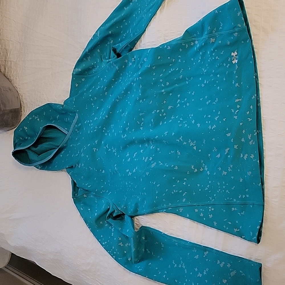 Exercise sweatshirt